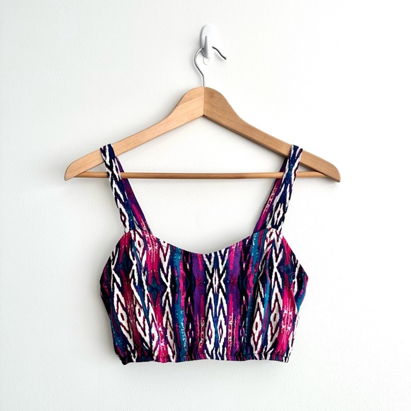 Forever 21 Boho Inspired Kilim Pattern Top - size small - Picture 1 of 6